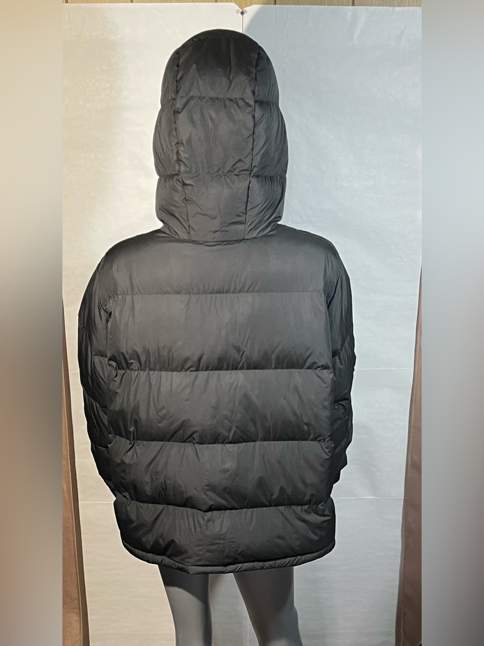 NWT Eddie Bauer Women's XXL Ketchum 650-fill premium down Black Hoodie - Picture 2 of 8